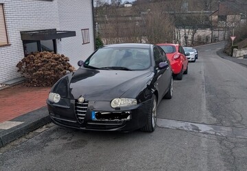 Alfa Romeo 147 145.000 km 2.500 &euro; Hagen 58095