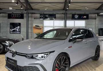 VW Golf 53.479 km 24.990 &euro; Remscheid 42859