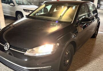 VW Golf 110.990 km 12.500 &euro; Wuppertal 42109