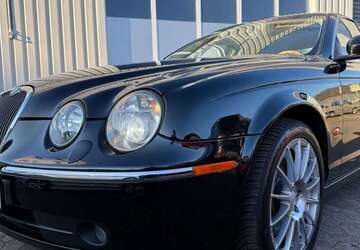 Jaguar S-Type 245.427 km 7.980 &euro; Hagen 58135