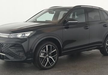 VW Tiguan 9.400 km 48.284 &euro; Düsseldorf 40233