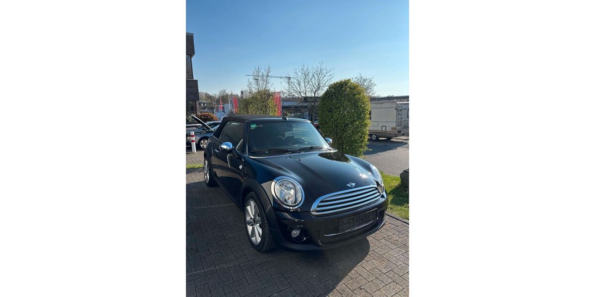Mini Cooper Cabrio 113.408 km 9.000 &euro; Bergisch Gladbach 51469