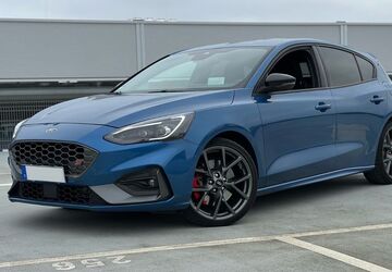 Ford Focus 41.400 km 23.700 &euro; Remscheid 42897