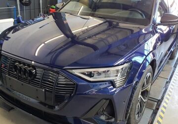 Audi e-tron 39.997 km 42.985 &euro; Hagen 58091