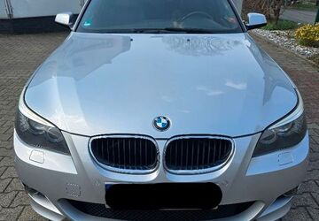 BMW 520 225.000 km 9.399 &euro; Velbert (Tönisheide) 42553
