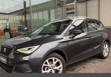 Seat Arona 14.269 km 21.890 &euro; Bergisch Gladbach 51469