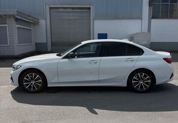 BMW 330 124.000 km 26.500 &euro; Remscheid 42853
