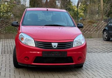 Dacia Sandero 94.390 km 2.449 &euro; Bergisch Gladbach 51429