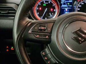 Suzuki Swift Comfort 4x4 Allgrip Klima Alu Android Apple 18.394 km 16.970 &euro; HAAN 42781