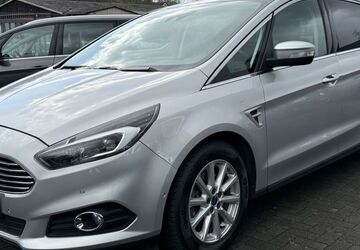 Ford S-Max 202.000 km 9.500 &euro; Bergisch Gladbach 51469