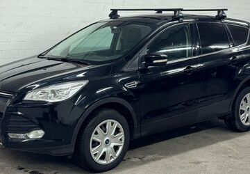 Ford Kuga 142.300 km 8.400 &euro; Düsseldorf 40468