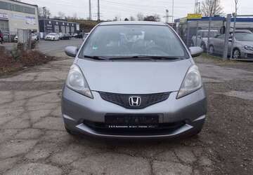Honda Jazz 193.501 km 2.700 &euro; Düsseldorf 40231