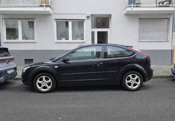 Ford Focus 179.484 km 1.250 &euro; Düsseldorf 40215