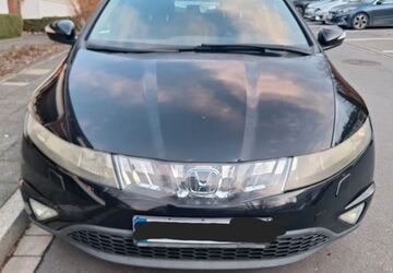 Honda Civic 247.000 km 2.800 &euro; Düsseldorf 40227
