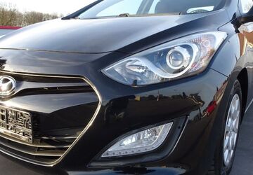 Hyundai i30 103.000 km 7.790 &euro; Solingen 42719