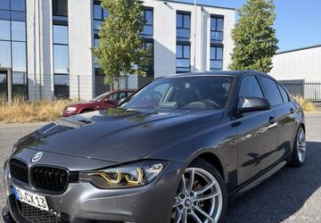 BMW 318 173.000 km 9.899 &euro; Düsseldorf 40233