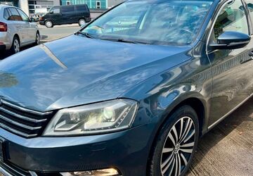 VW Passat 215.000 km 7.499 &euro; Wuppertal 42277