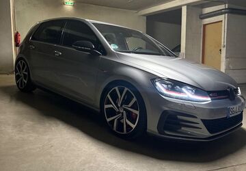 VW Golf 116.000 km 19.999 &euro; Solingen 42657