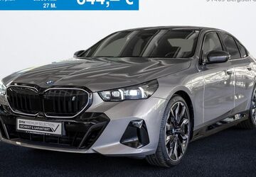 BMW i5 3.489 km 74.390 &euro; Bergisch Gladbach 51469