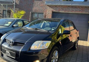 Toyota Auris 200.000 km 3.500 &euro; Solingen 42651