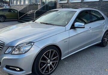 Mercedes-Benz E 250 167.132 km 12.300 &euro; Remscheid 42899