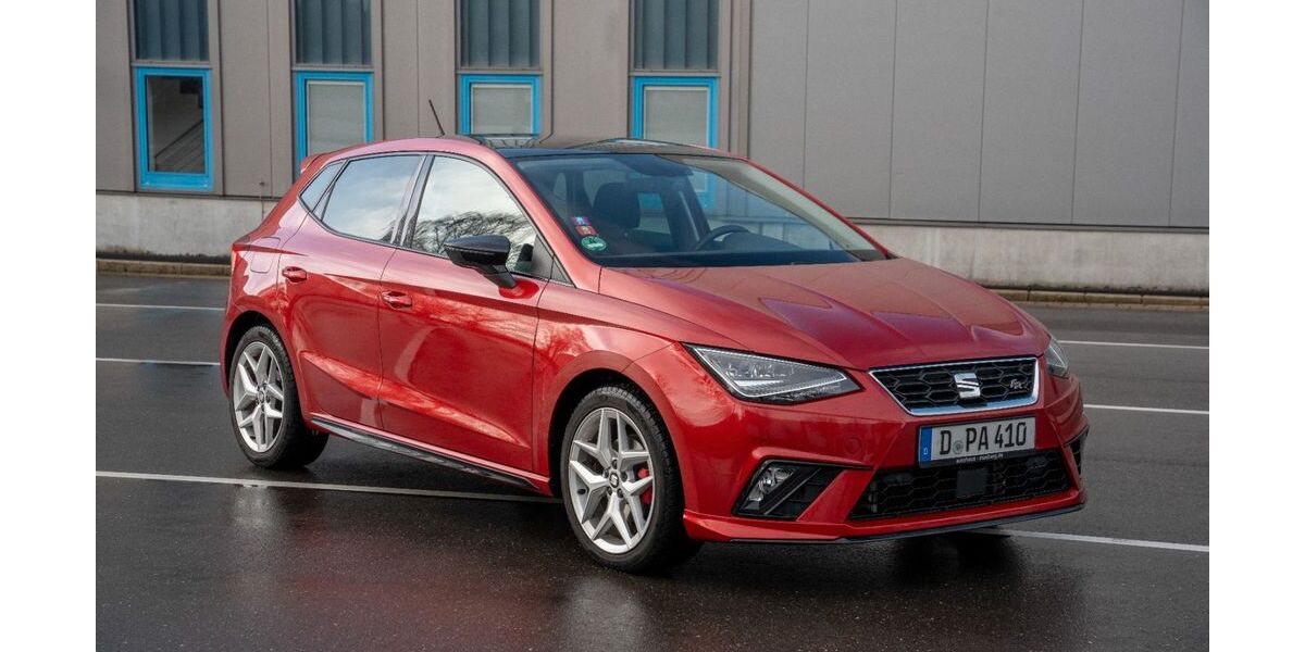 Seat Ibiza 98.900 km 12.900 &euro; Düsseldorf 40223