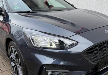 Ford Focus 115.184 km 11.990 &euro; Bergisch Gladbach 51467