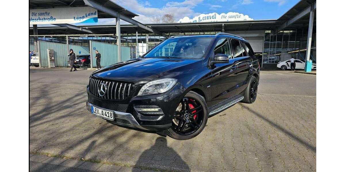 Mercedes-Benz ML 350 250.000 km 16.900 &euro; Leverkusen 51375