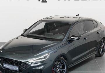 Hyundai i30 46.500 km 29.490 &euro; Remscheid 42855