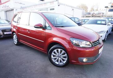 VW Touran 69.000 km 15.990 &euro; Wuppertal 42109