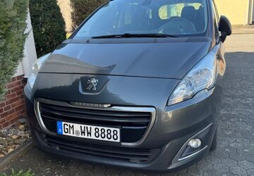 Peugeot 5008 258.000 km 4.700 &euro; Hückeswagen 42499