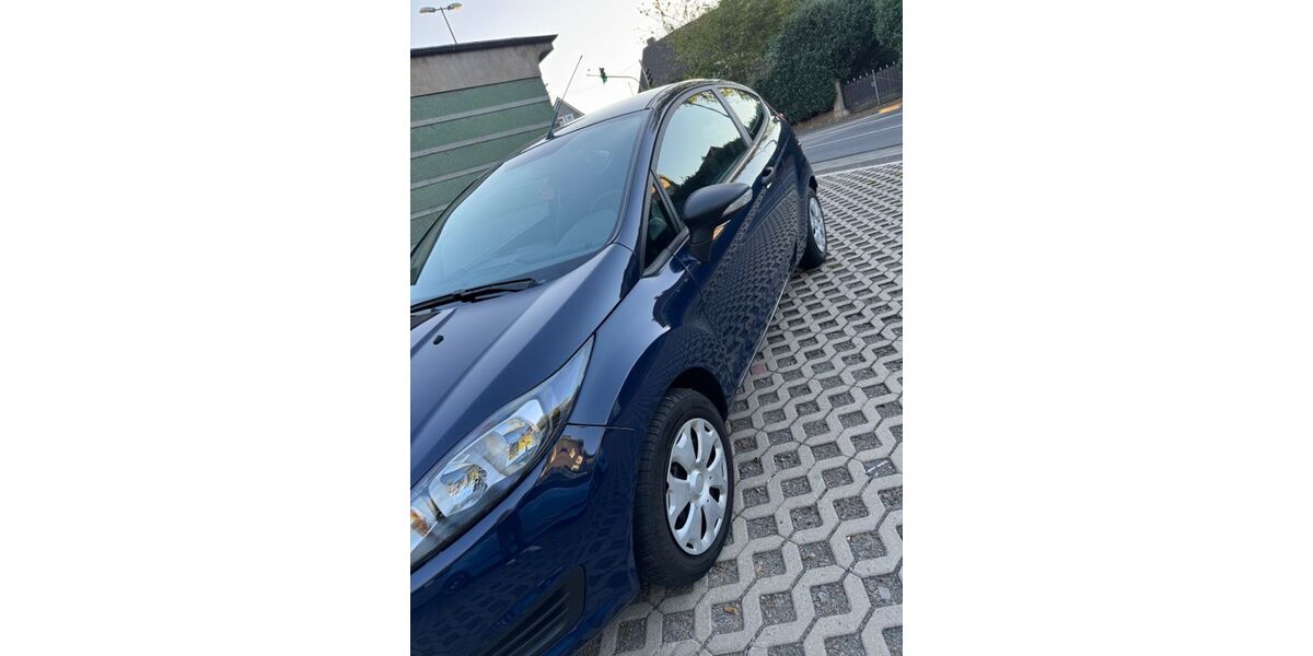 Ford Fiesta 68.250 km 4.899 &euro; Remscheid 42855