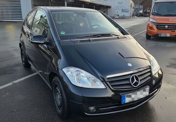 Mercedes-Benz A 180 145.000 km 5.000 &euro; Wetter 58300