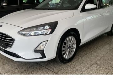 Ford Focus 79.000 km 15.985 &euro; Wuppertal 42329