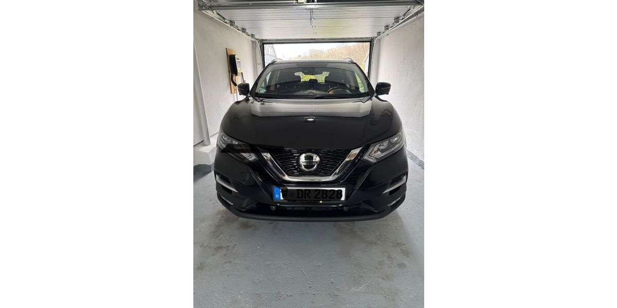 Nissan Qashqai 63.500 km 17.250 &euro; wuppertal 42329