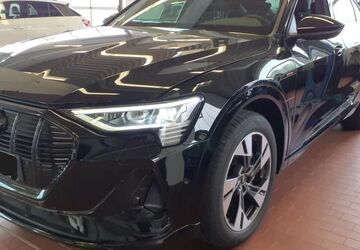 Audi e-tron 28.698 km 31.155 &euro; Hagen 58091