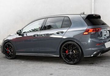 VW Golf 48.000 km 26.199 &euro; Düsseldorf 40468