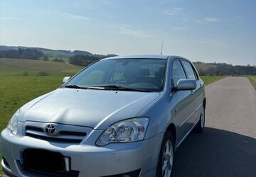 Toyota Corolla 62.000 km 6.499 &euro; Wipperfürth 51688