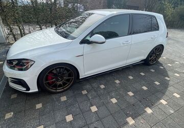 VW Golf 131.577 km 20.900 &euro; Burscheid 51399