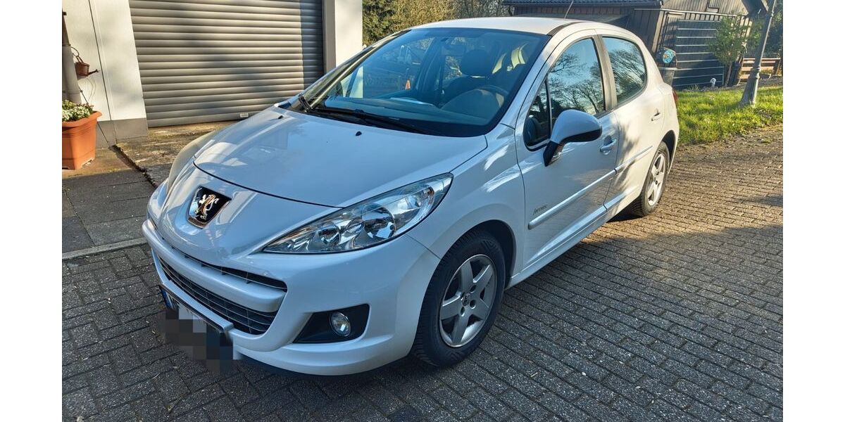 Peugeot 207 138.500 km 2.990 &euro; Erkrath 40699