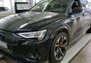 Audi e-tron 46.691 km 43.565 &euro; Hagen 58091