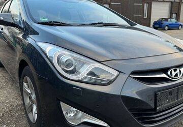 Hyundai i40 211.000 km 2.950 &euro; Wuppertal 42389